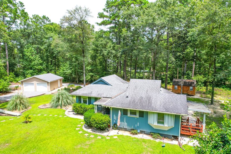 6313 Bears Bluff Rd, Wadmalaw Island, SC 29487