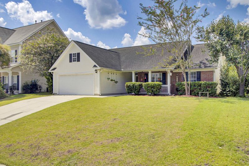 102 Temuco Ln, Summerville, SC 29483
