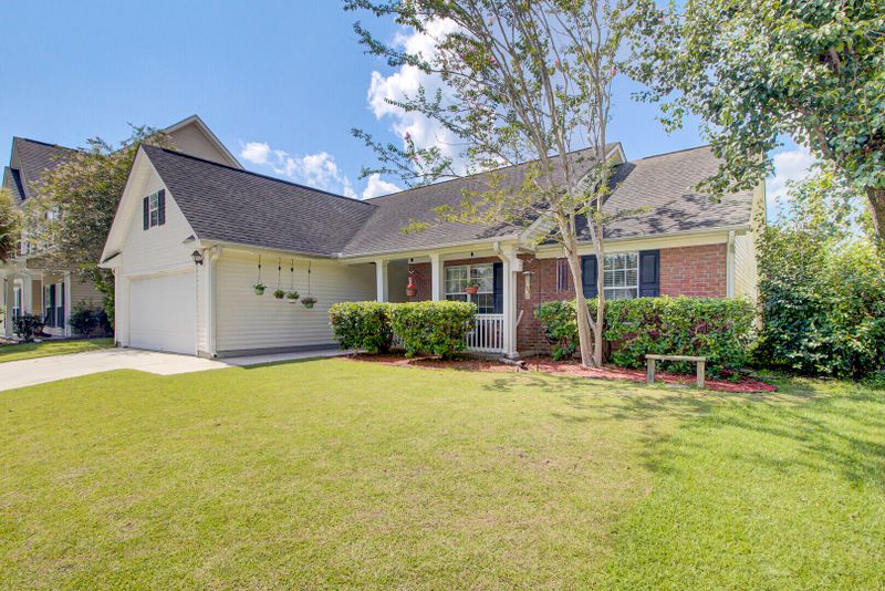 102 Temuco Ln, Summerville, SC 29483