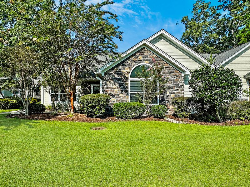 8800 Dorchester Rd #902, North Charleston, SC 29420
