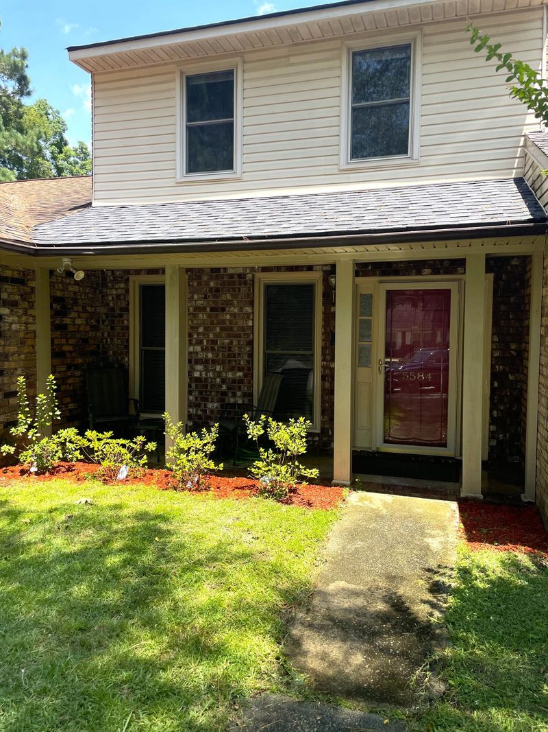 5584 Betty Ct, North Charleston, SC 29418