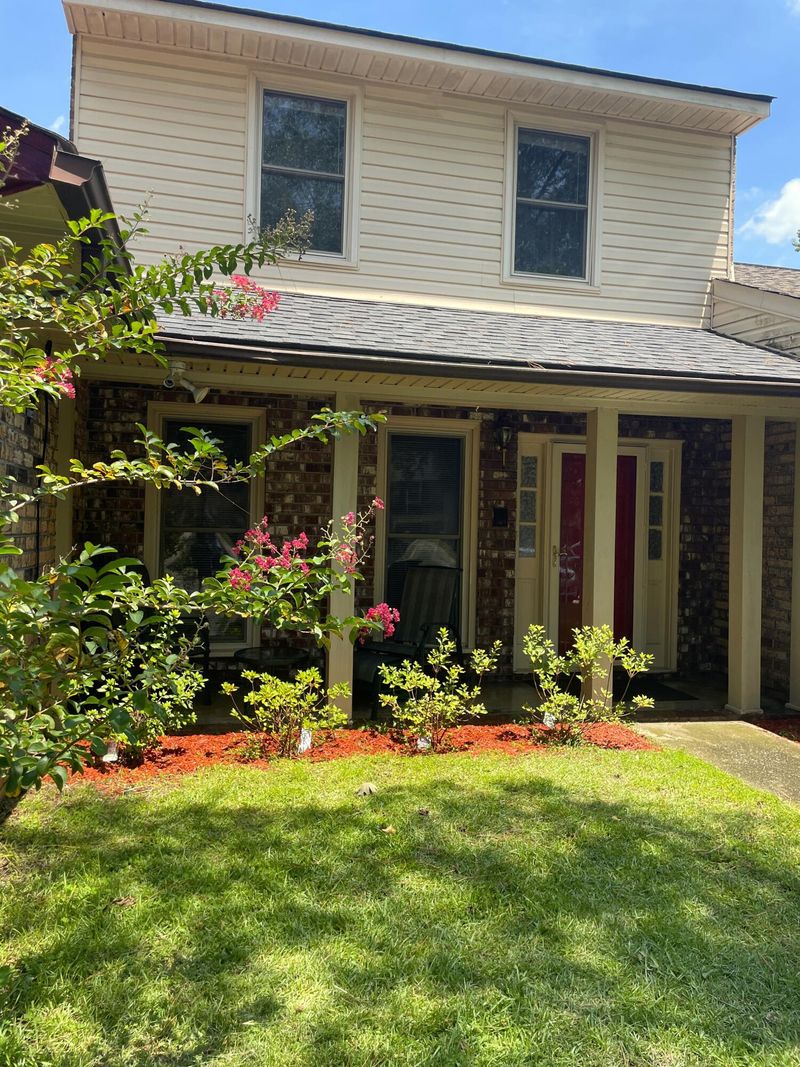 5584 Betty Ct, North Charleston, SC 29418
