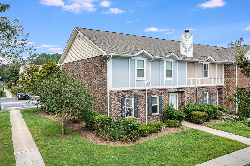 2913 Cathedral Ln, Charleston, SC 29414