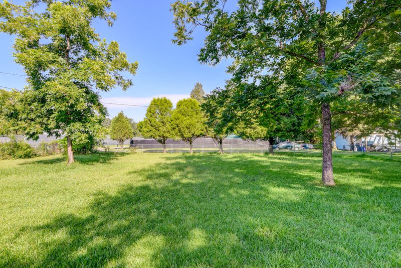 125 Benjamin Dr, Moncks Corner, SC 29461
