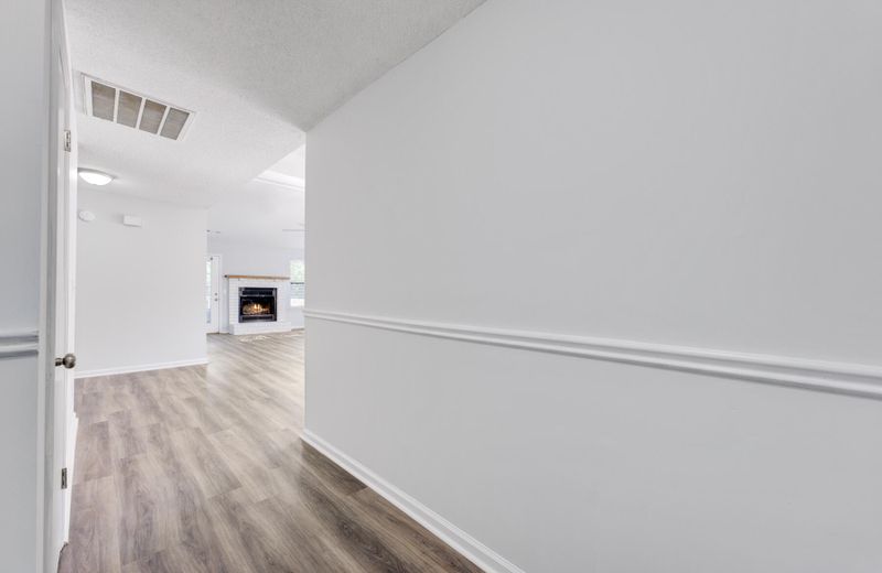 436 Delmont Dr, Goose Creek, SC 29445
