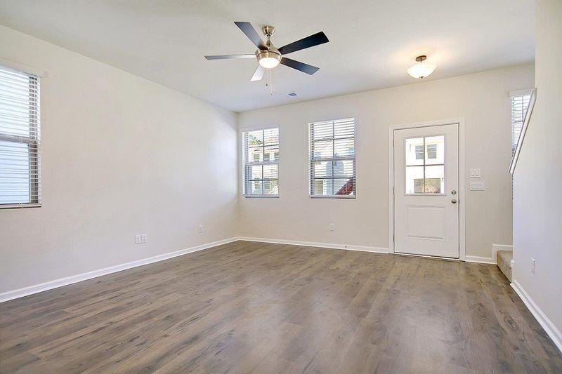 1035 Berry Patch Cir, Summerville, SC 29485