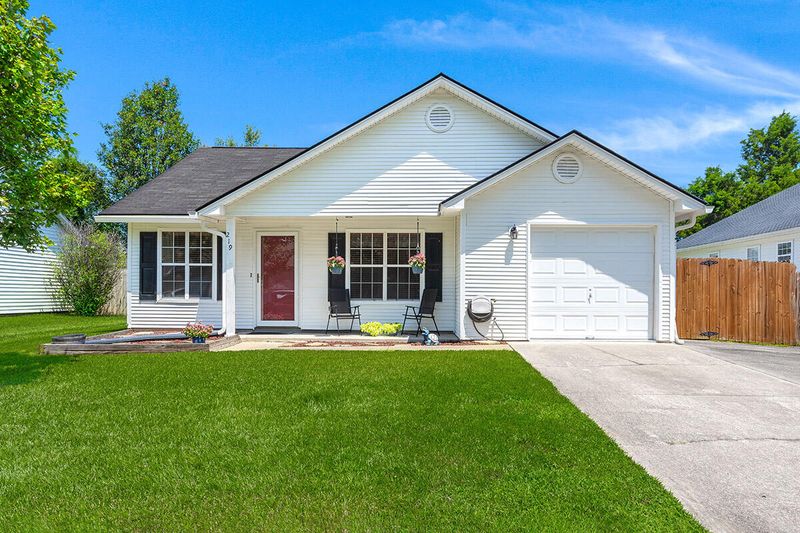 219 Two Hitch Rd, Goose Creek, SC 29445