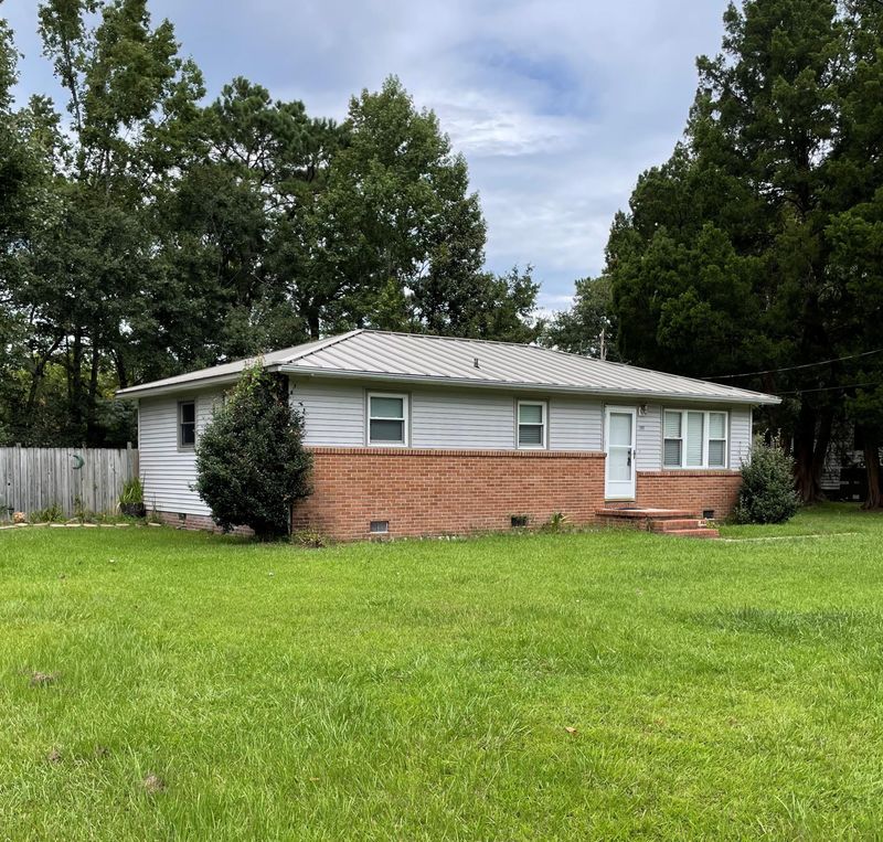 212 Birch Ave, Goose Creek, SC 29445