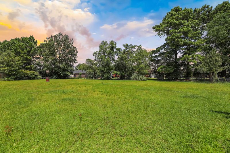 107 Lacey Ct, Moncks Corner, SC 29461