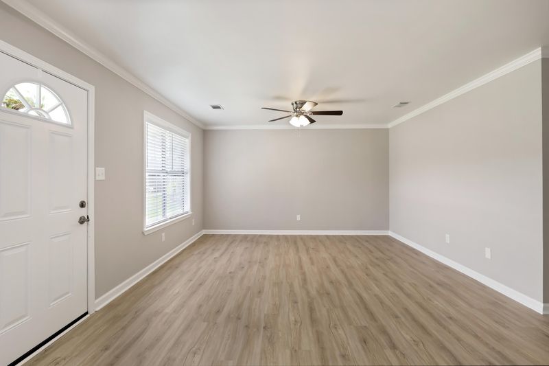 107 Lacey Ct, Moncks Corner, SC 29461