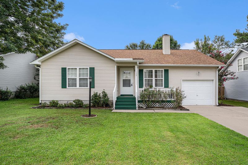 139 Two Hitch Rd, Goose Creek, SC 29445