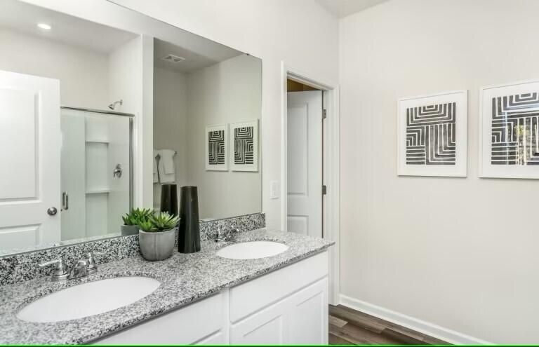 242 Shadybrook Dr, Summerville, SC 29486