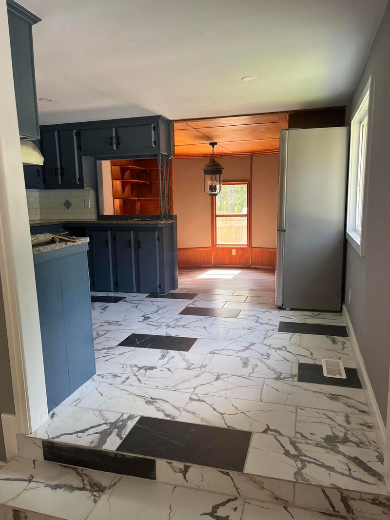 6124 Brown Way, Ravenel, SC 29470