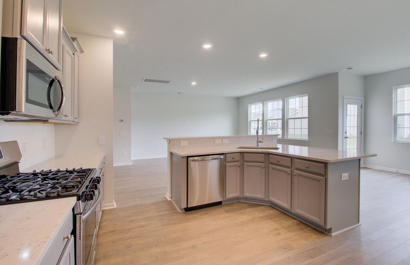 212 Camellia Bloom Dr, Moncks Corner, SC 29461