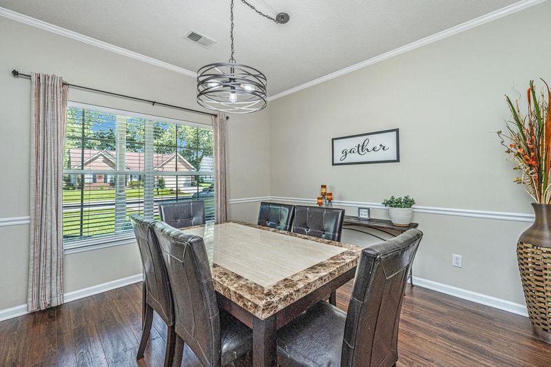 127 Adthan Cir, Goose Creek, SC 29445