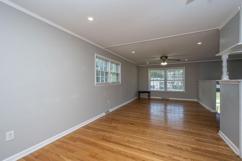 1348 Briarfield Ave, Charleston, SC 29412