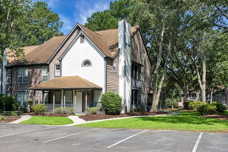 7930 Edgebrook Cir #J, North Charleston, SC 29418