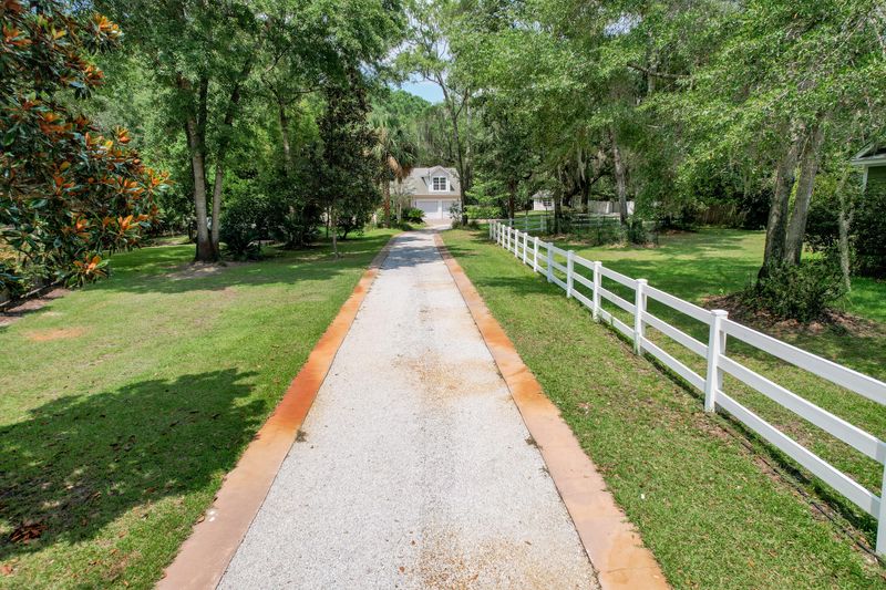 1102 Holloway Ct, Johns Island, SC 29455