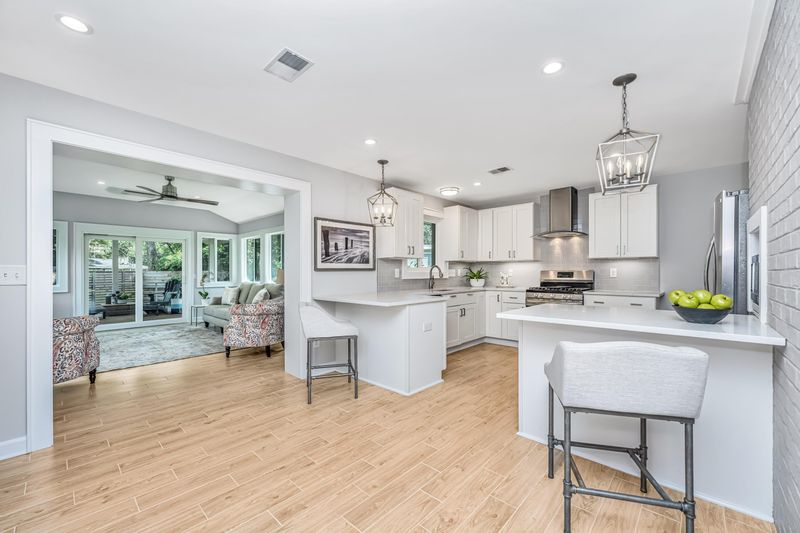 1179 Montgomery Rd, Charleston, SC 29412