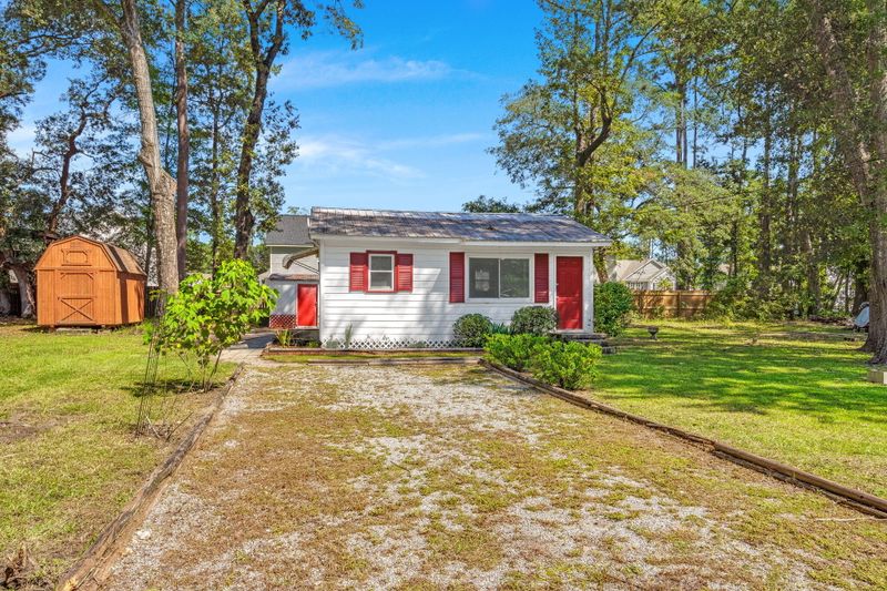 172 Fannie Dr, Summerville, SC 29485
