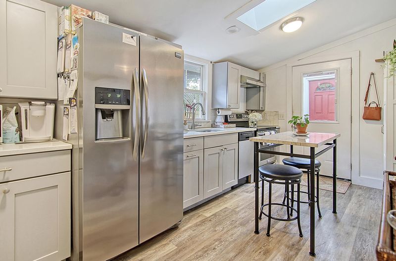 380 Sumter St, Charleston, SC 29403
