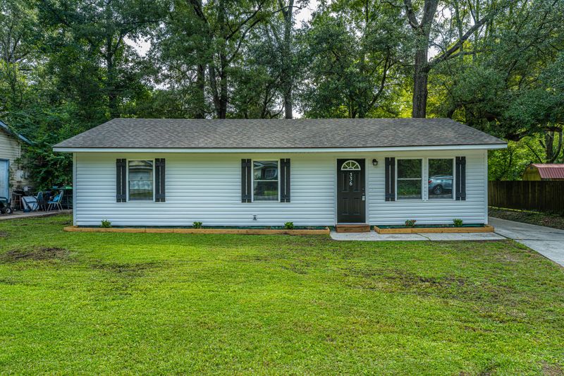 336 Anita Dr, Goose Creek, SC 29445