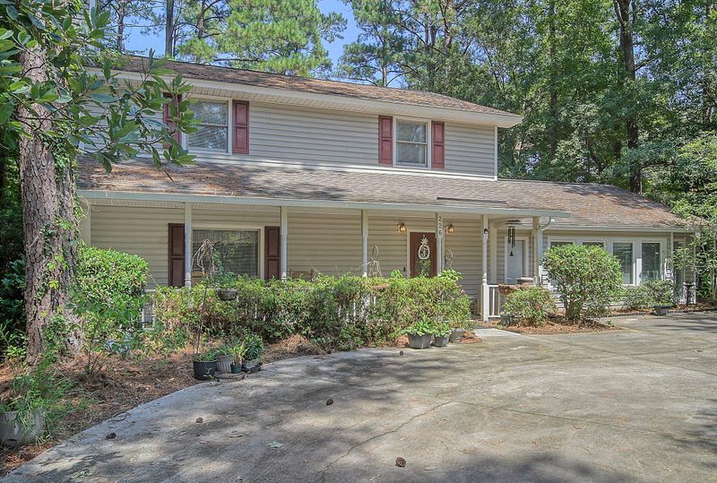 226 Wilson Dr, Summerville, SC 29483