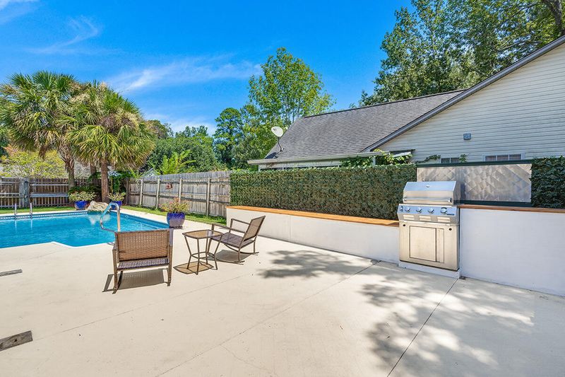 8774 Adaline St, North Charleston, SC 29406