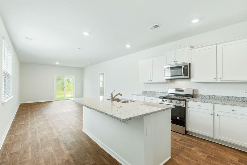 650 Ladywood Dr, Summerville, SC 29486