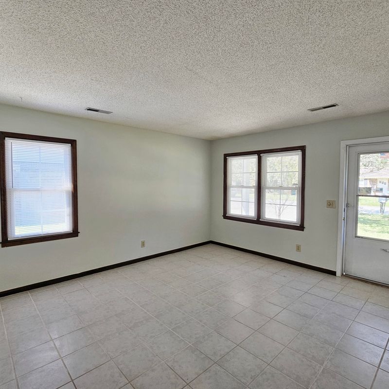 130 Dorchester Manor Blvd, North Charleston, SC 29420