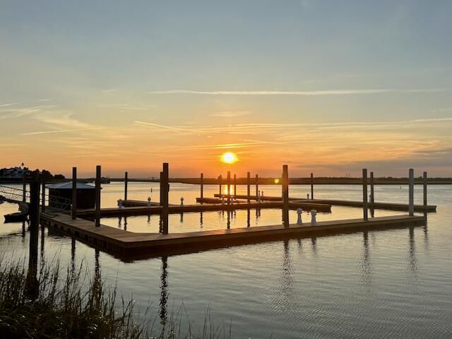 101 Palm Blvd #A6, Isle Of Palms, SC 29451