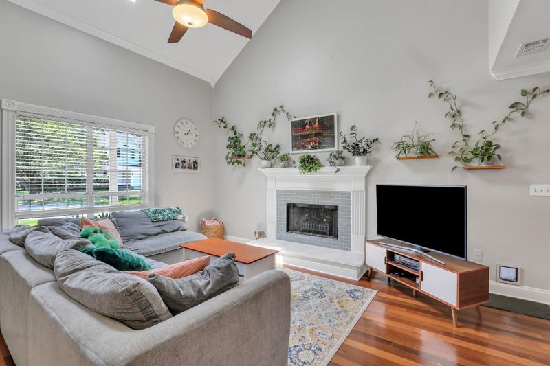 30 Three Pence Ln, Charleston, SC 29414