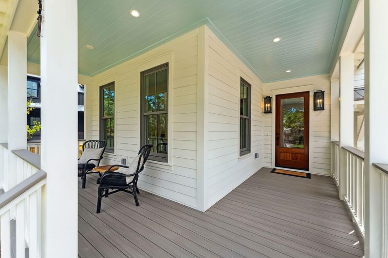 637 Coral St, Mount Pleasant, SC 29464