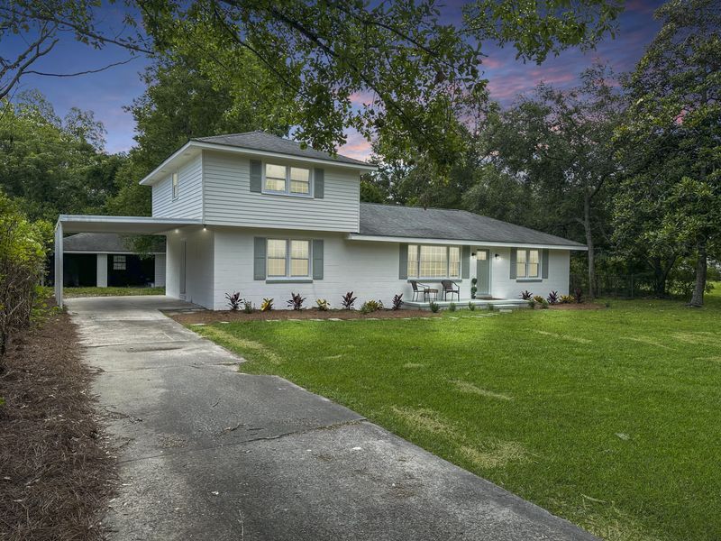 106 Jolly Ln, Moncks Corner, SC 29461
