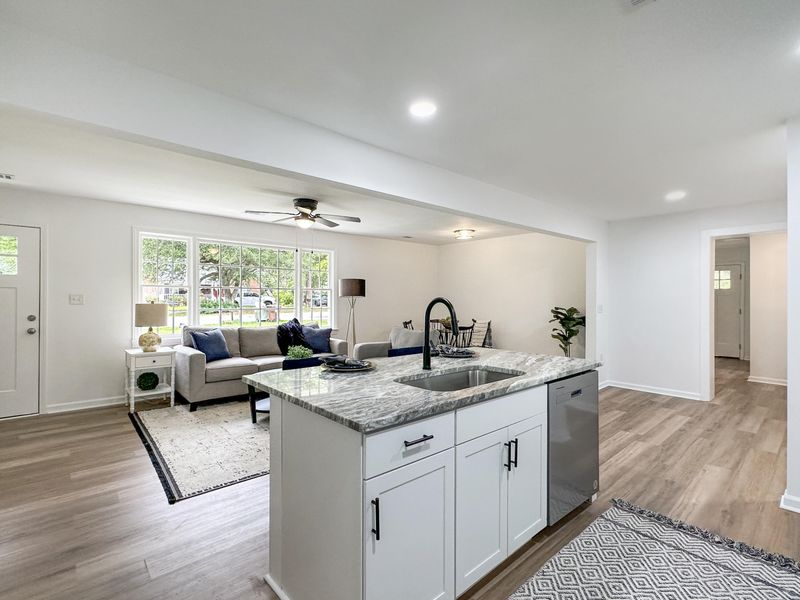106 Jolly Ln, Moncks Corner, SC 29461