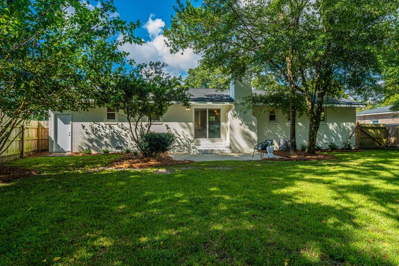 5262 Potomac St, North Charleston, SC 29405