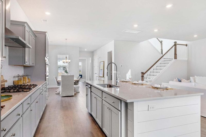 102 Witherspoon St, Summerville, SC 29486