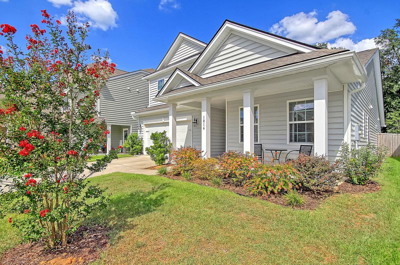 1016 Mossy Rock Dr, Summerville, SC 29485