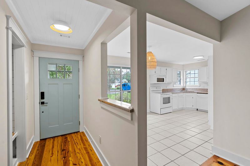 348 Kingston Ln, Mount Pleasant, SC 29464