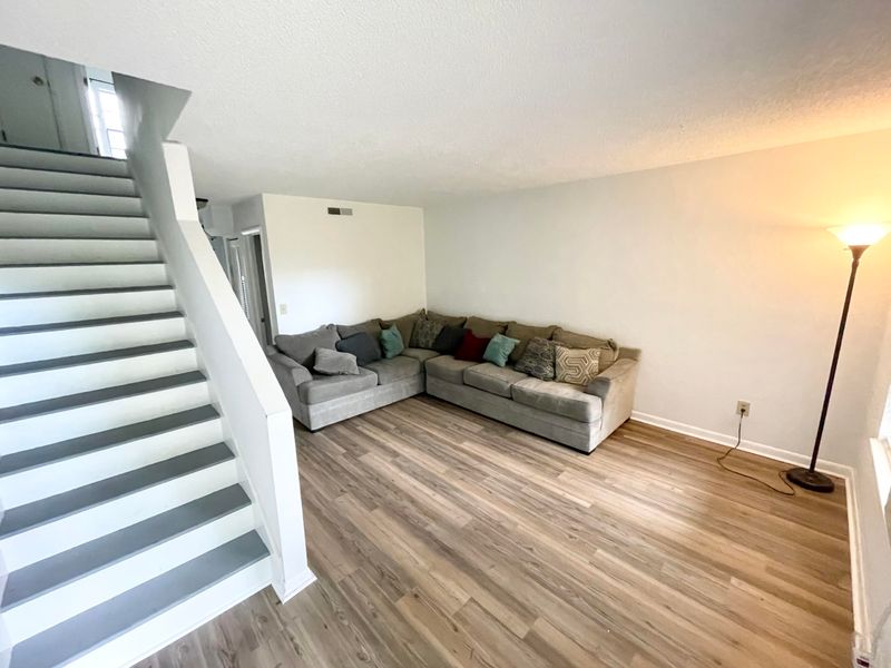 2615 Fassitt Rd, North Charleston, SC 29406