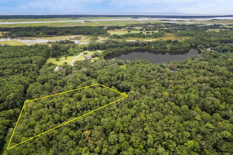 3842 Gnarled Oaks Ln, Johns Island, SC 29455