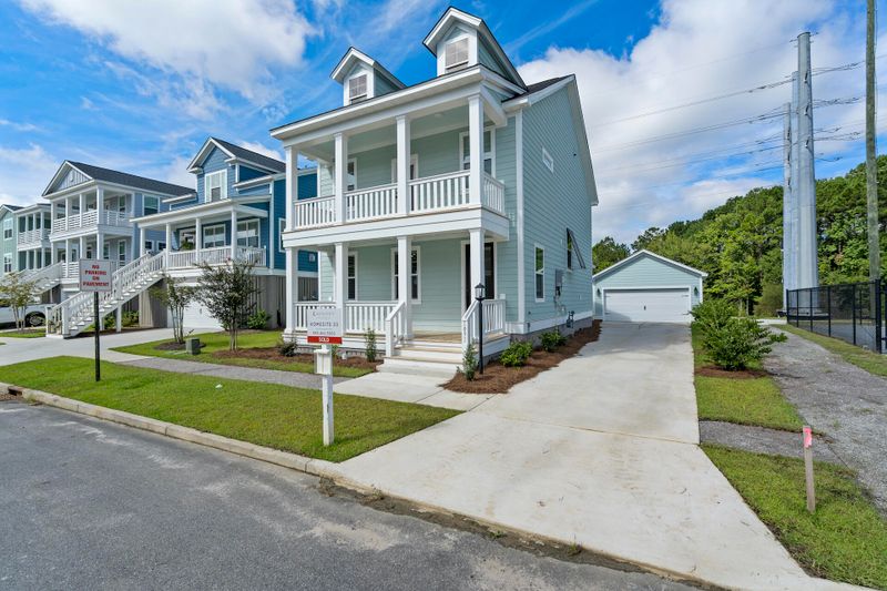2092 Blue Bayou Blvd, Johns Island, SC 29455