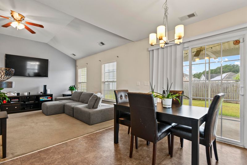 7811 Magellan Dr, North Charleston, SC 29420