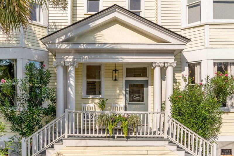201 Broad St #1, Charleston, SC 29401