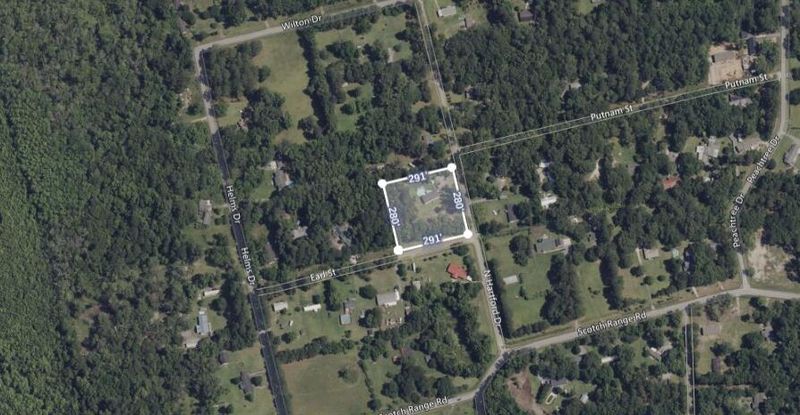 114 Earl St, Summerville, SC 29483