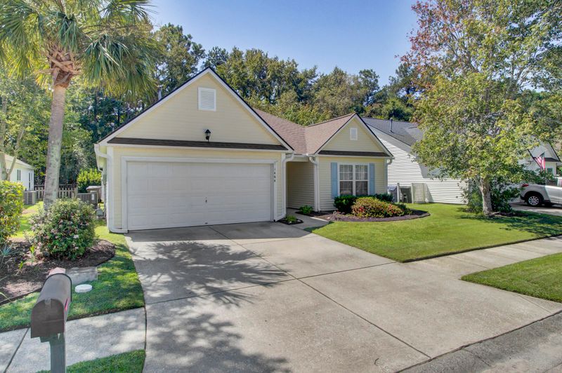 1464 Wellesley Cir, Mount Pleasant, SC 29466
