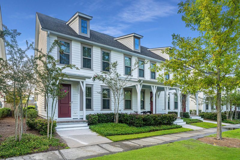 171 Great Lawn Dr, Summerville, SC 29483