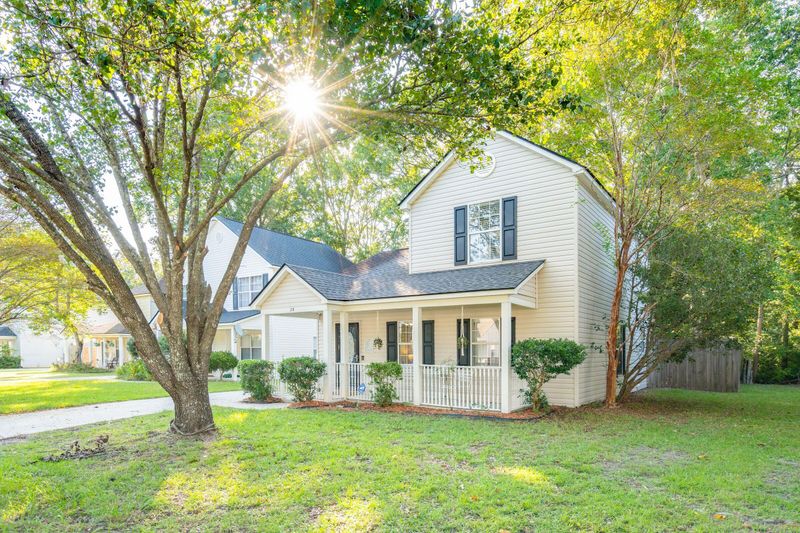 28 Woodleaf Ct, Charleston, SC 29407