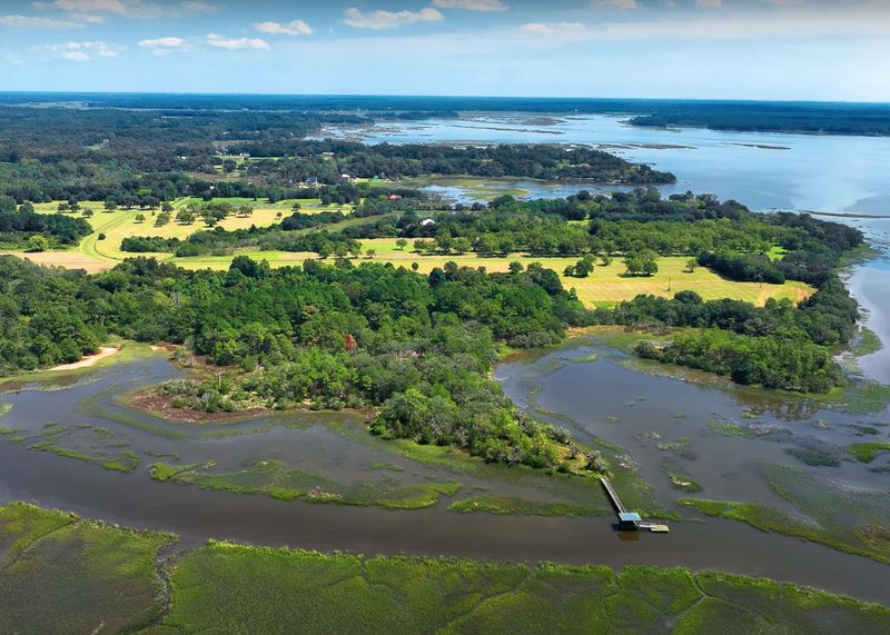 4708 Gibson Rd, Meggett, SC 29449