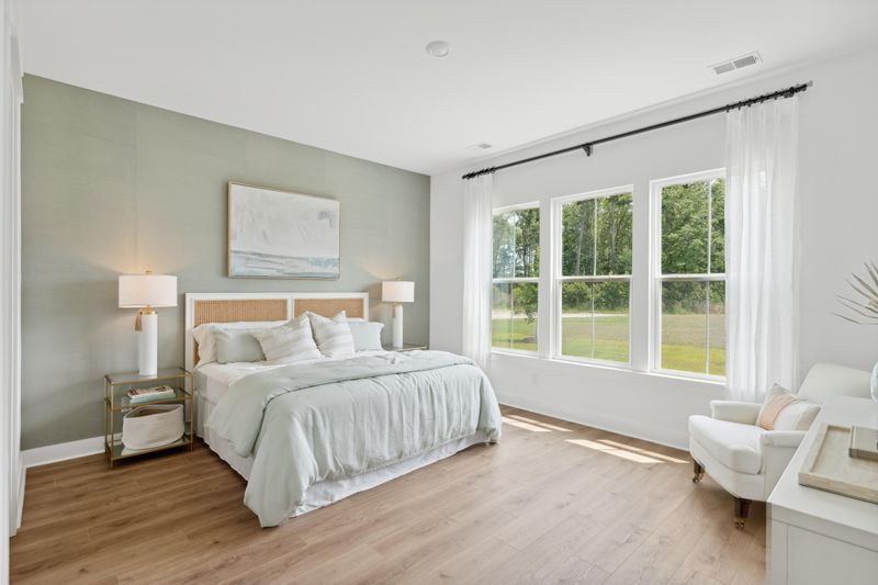 221 Ashworth Dr, Summerville, SC 29486